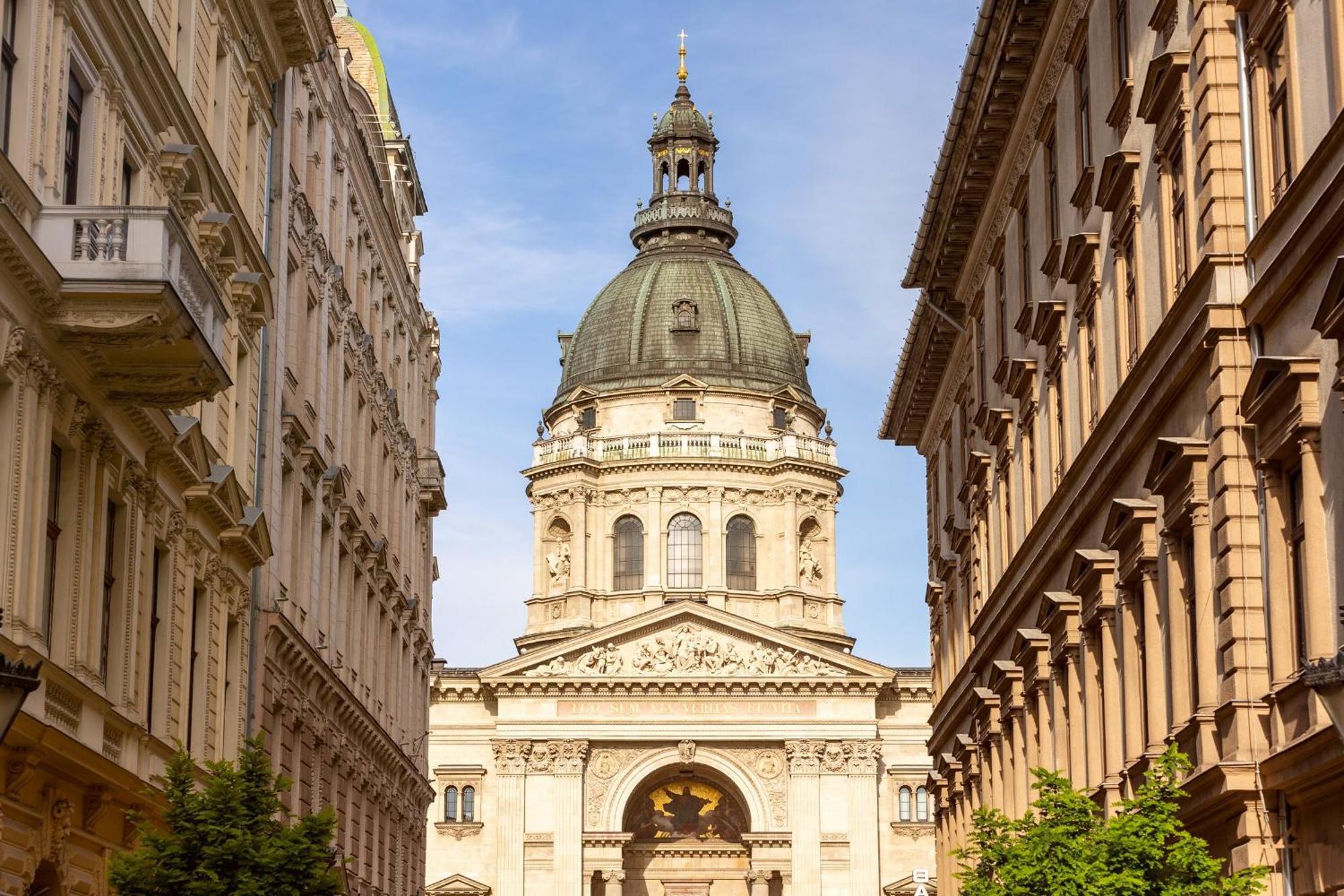 Verno House Budapest Exterior foto The University of Szeged