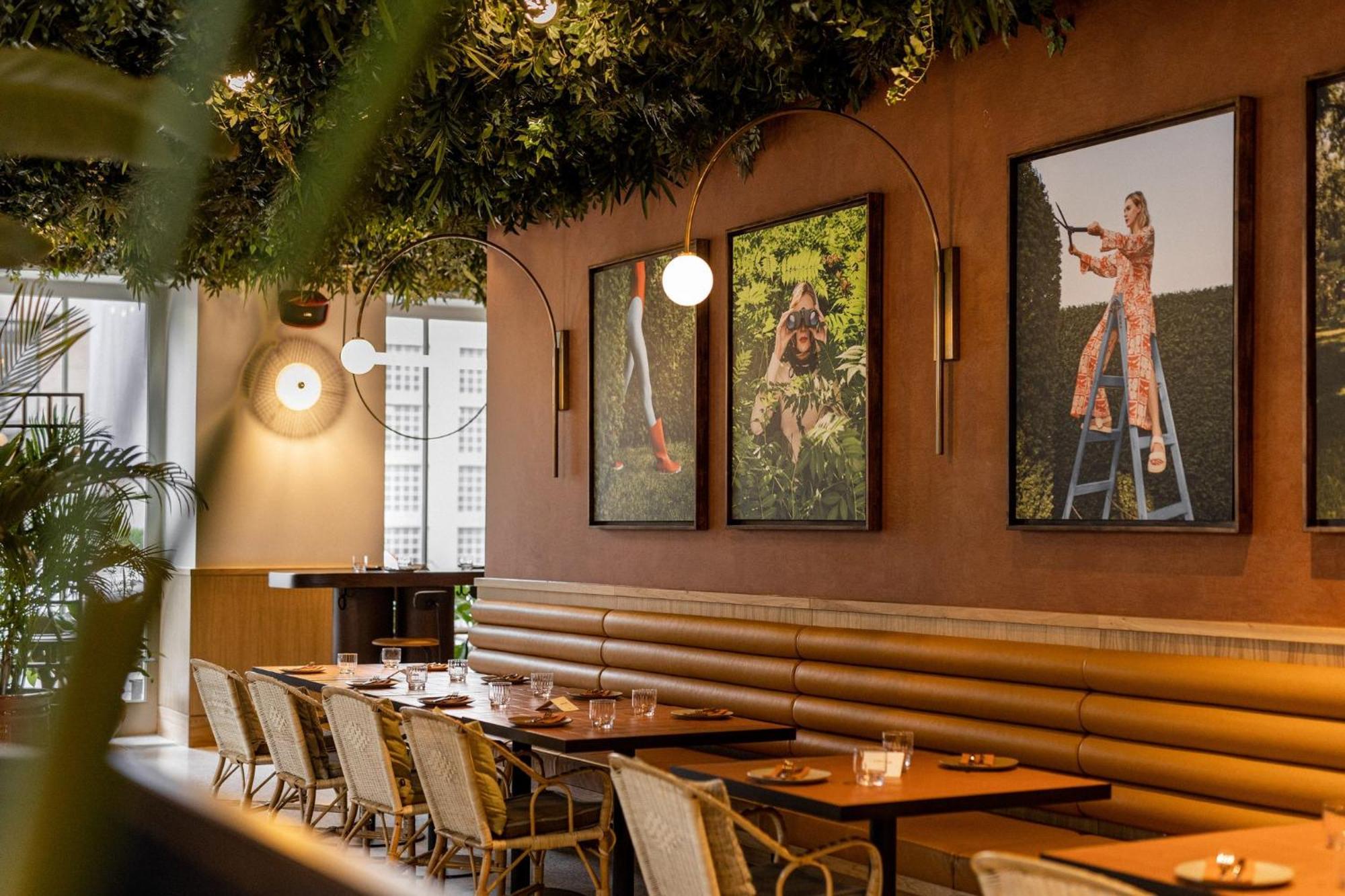 Verno House Budapest Exterior foto Restaurant interior